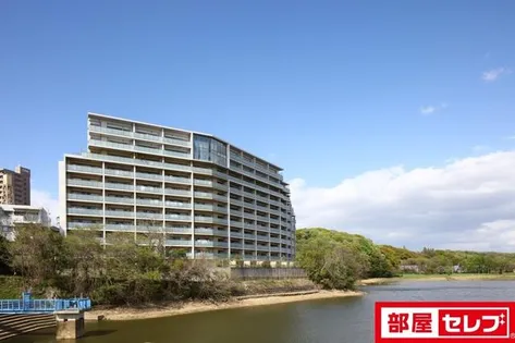 ラグナヒルズ レジデンスアクアの画像