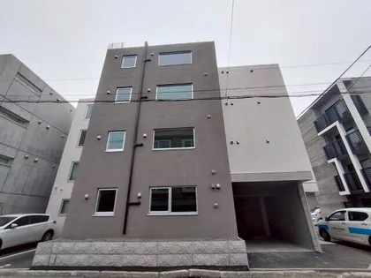 LiveaseN16【4階】の外観