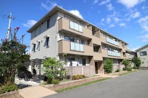 大阪府高槻市郡家新町【アパート】の外観