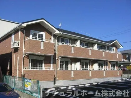 パトラッシュ【1階】の外観