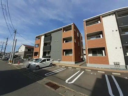 福岡県久留米市東合川新町【アパート】の外観