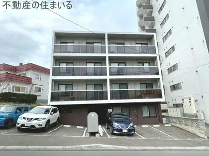 NATERE川沿の画像