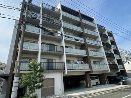 グランデ東雲【4階】の外観