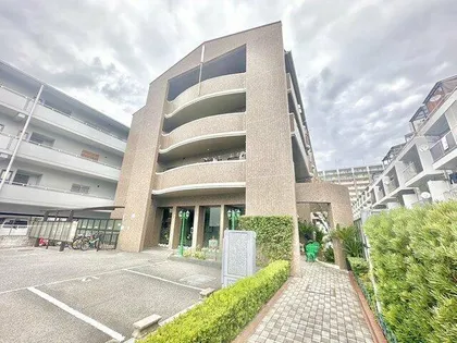 メゾン・ドゥ・ボヌール【1階】の外観