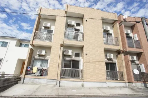 フォービエン川西の画像