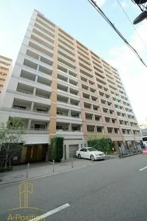 ポートヴィラ靭公園【7階】の外観