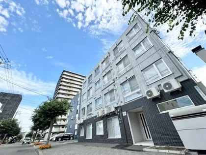 エターナルドリーム【2階】の外観