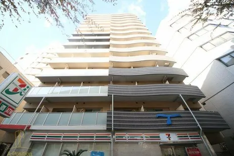 セレニテ桜川駅前プリエ【6階】の外観