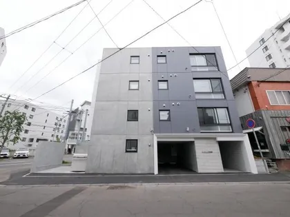 ブランシャール宮の森の画像