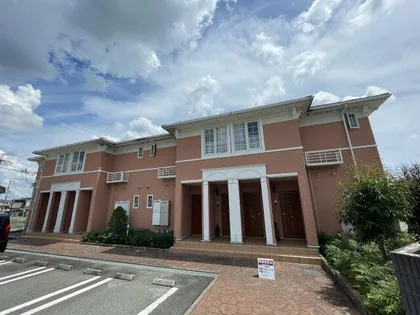 ブリランテ ウノ ドゥエ トレの画像