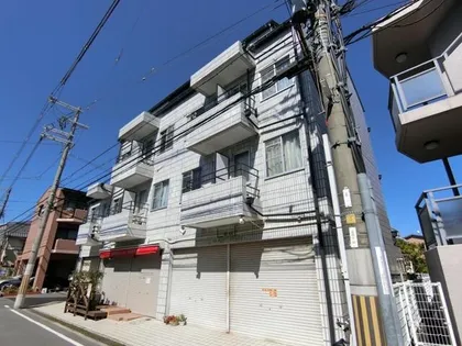 メゾンモアーの画像