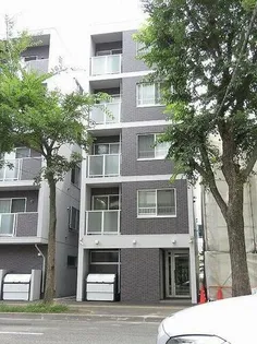 クローバー円山鳥居前の画像