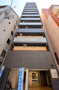 大阪府大阪市中央区備後町1丁目【マンション】の外観