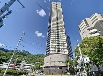 兵庫県神戸市中央区熊内町7丁目【マンション】の外観