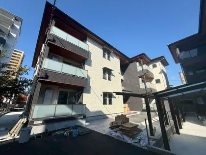 シエーナ川西中央2の画像