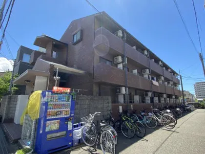 キングガーデン【202号室】の外観