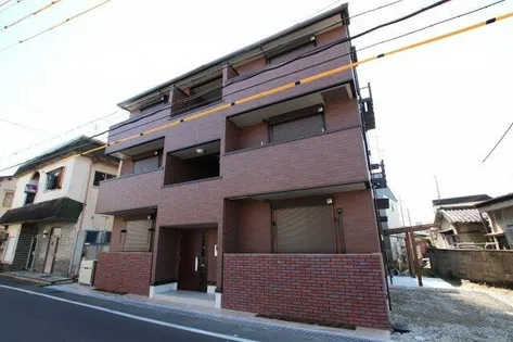 プルーニャ【1階】の外観