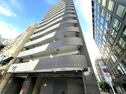 セレニテフラン梅田【12階】の外観