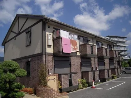 兵庫県宝塚市山本南1丁目【アパート】の外観