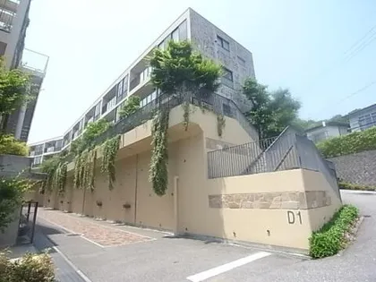 宝塚ガーデンビレッジC1棟の画像