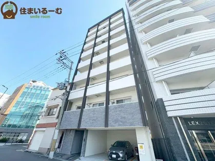 エストゥルースプラス大阪福島【6階】の外観