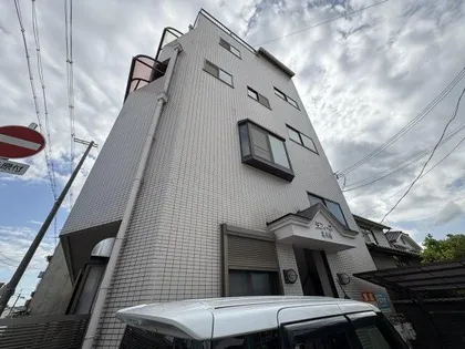 ラフィーネ北八代の画像