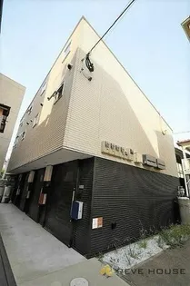 エルモスドームサイドの外観