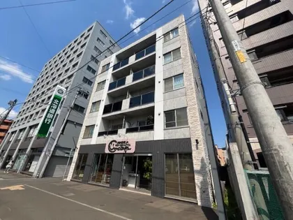 ライトニングビルの画像