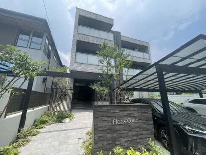 フローリス コートの画像