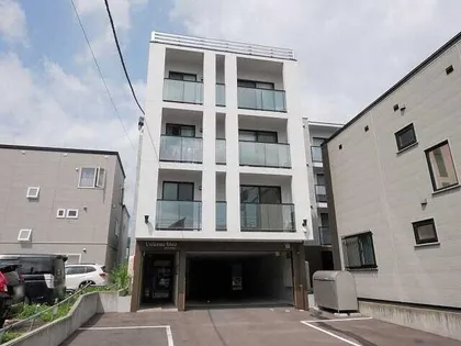 L'OISEAU BLEUの画像