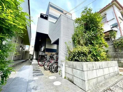 大阪府堺市西区鳳西町1丁【アパート】の外観