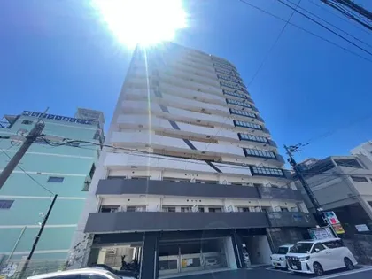 セレニテ本町東リアン【9階】の外観