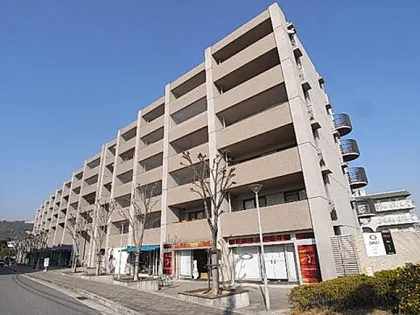 白鷹苦楽園マンションの画像