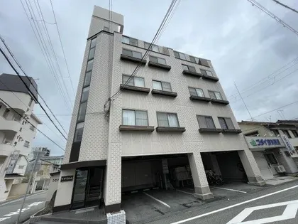 リーダーマンションの画像