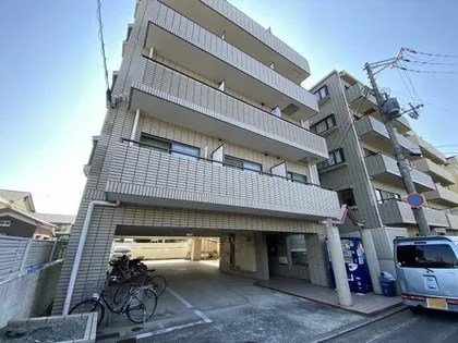 ベルトピア手柄Ⅴ【0405号室】の外観