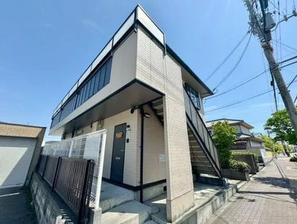 ヴィラ・ソレイユA棟【2階】の外観