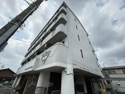 ジュネス伊伝居の画像