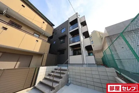 I’ll be清水白壁【3階】の外観