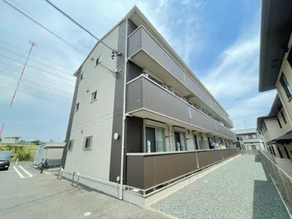 アヴェク・トワ【3階】の外観