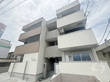 兵庫県川西市栄根2丁目【アパート】の外観