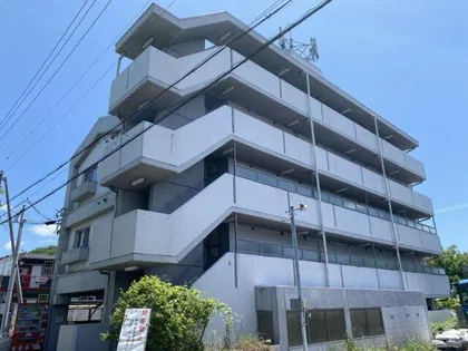 クラージュ保城の画像