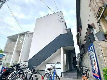 大阪府堺市堺区香ヶ丘町3丁【アパート】の外観