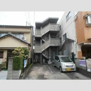 シャトレ【3階】の外観