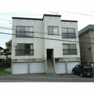 秀マンション【102号室】の外観