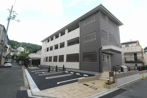 ベラ ルーチェ 東山の画像