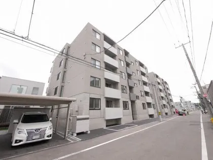 カレラ山鼻南の画像