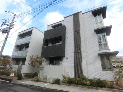 ゼストグリナージュの画像