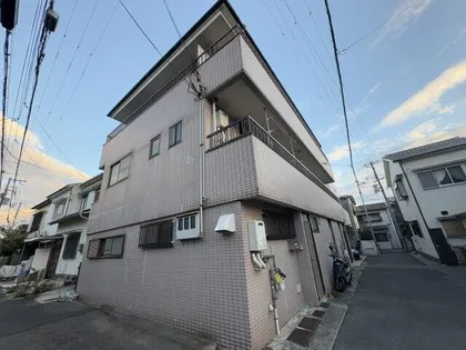 大成マンション【301号室】の外観