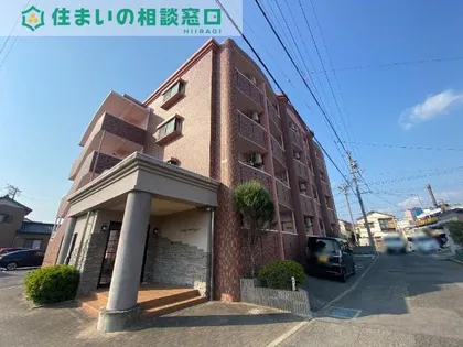 愛知県岡崎市欠町字札木【マンション】の外観