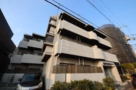 コートラヴィーニアの画像